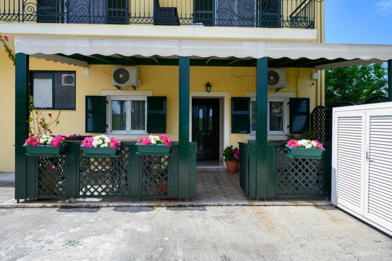 Nostalgia Corfu Town Apartments Esterno foto